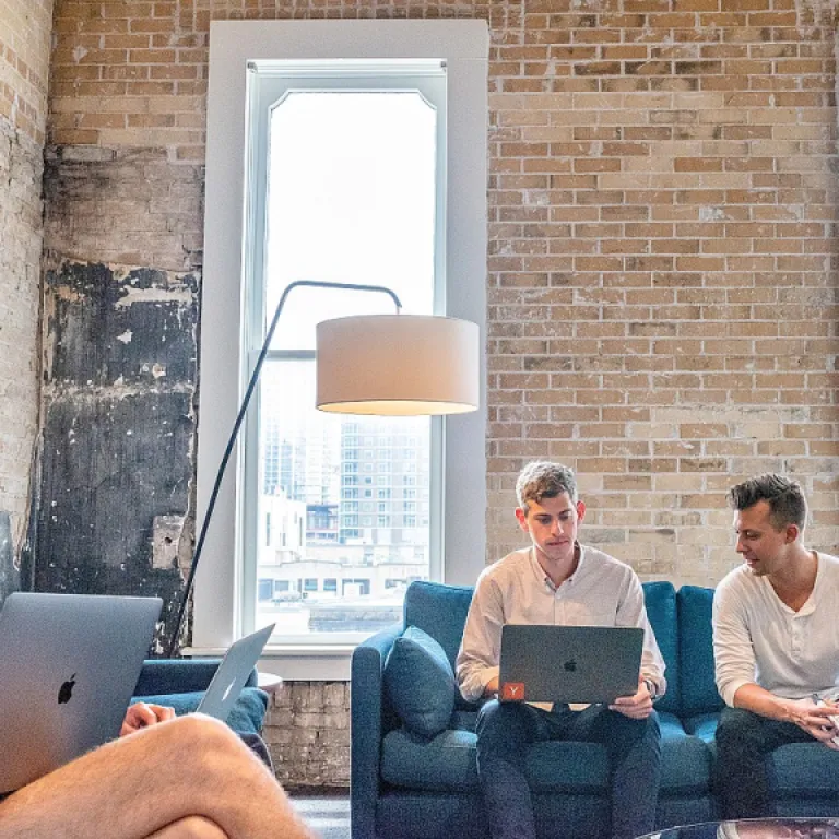 Comment ekko rh répond aux besoins spécifiques des professionnels RH